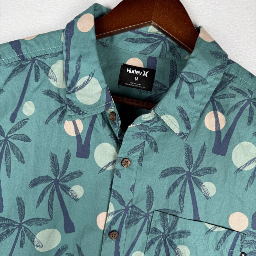 Hurley Button Down Shirt Mens M Green Palm Tree Hawaiian AOP S/S MVS0005170
